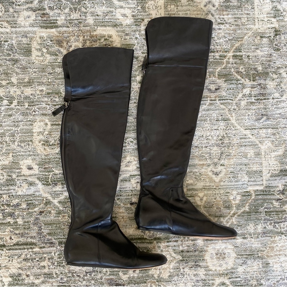 Vera Wang Lavender Larissa Over the Knee Tall Flat Black Leather Boots Size 8.5